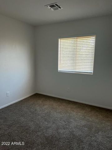 1898 S Falcon Drive, Gilbert, AZ 85295