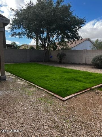 1898 S Falcon Drive, Gilbert, AZ 85295