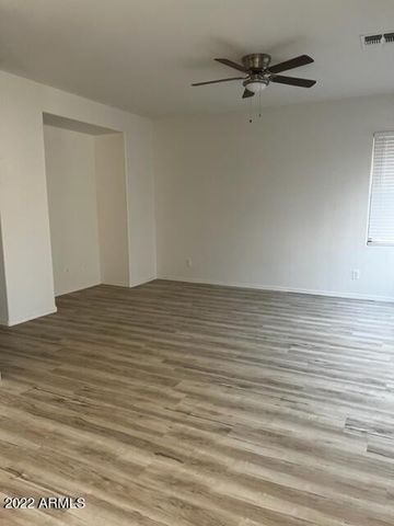 1898 S Falcon Drive, Gilbert, AZ 85295