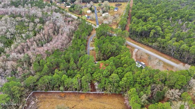 Saracennia Road, Moss Point, MS 39562