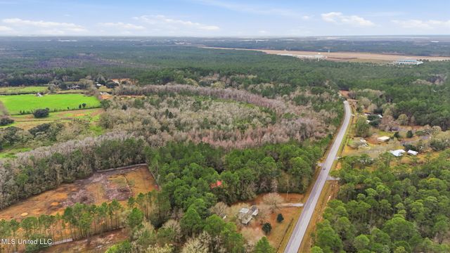 Saracennia Road, Moss Point, MS 39562