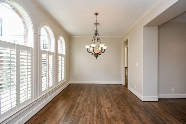 1745 Hawthorne Street, Houston, TX 77098