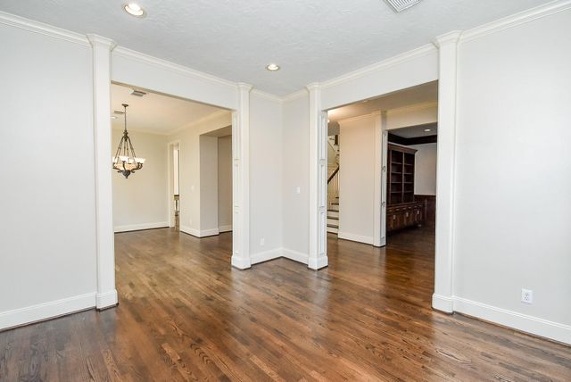 1745 Hawthorne Street, Houston, TX 77098