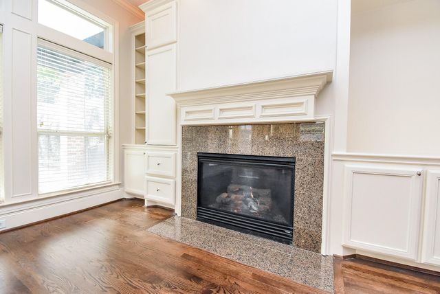 1745 Hawthorne Street, Houston, TX 77098