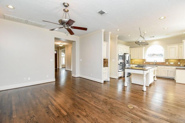 1745 Hawthorne Street, Houston, TX 77098