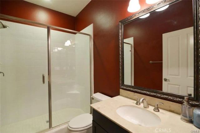 308 BRONZE, Irvine, CA 92618