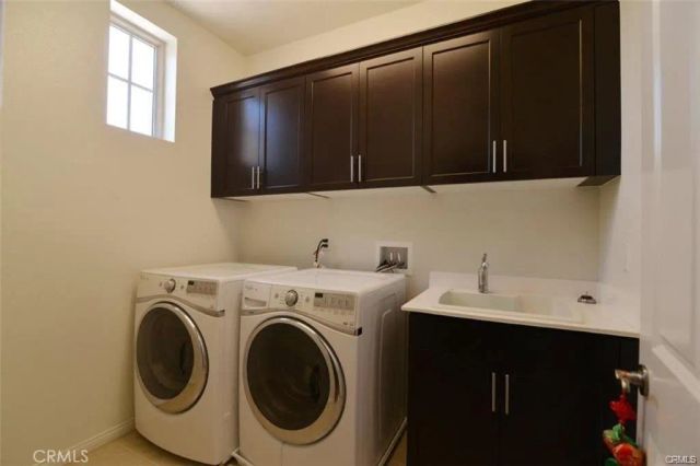 308 BRONZE, Irvine, CA 92618