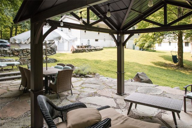 72 Old Quaker Hill Road, Monroe, NY 10950