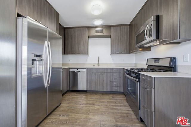 3425 Helms Avenue, Culver City, CA 90232