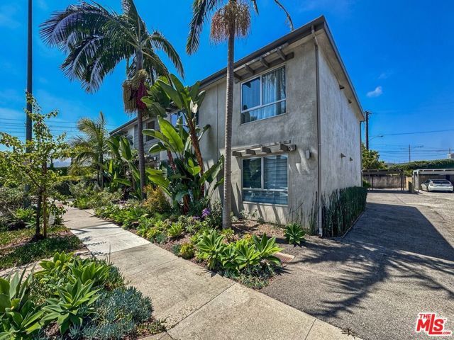 3425 Helms Avenue, Culver City, CA 90232