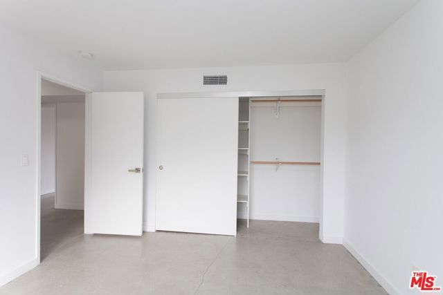 3425 Helms Avenue, Culver City, CA 90232