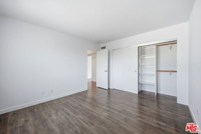 3425 Helms Avenue, Culver City, CA 90232