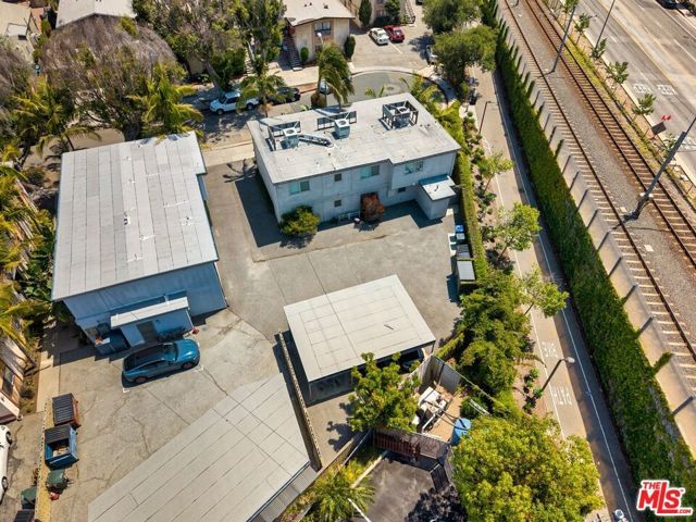 3425 Helms Avenue, Culver City, CA 90232