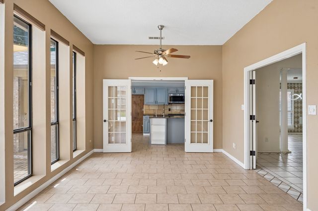 5401 Oak Branch Drive, Arlington, TX 76016