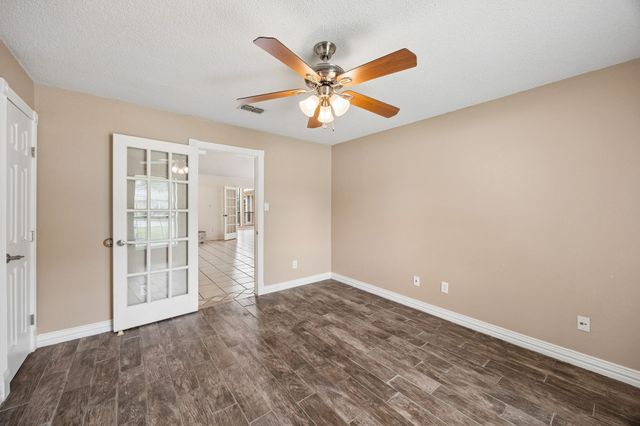 5401 Oak Branch Drive, Arlington, TX 76016
