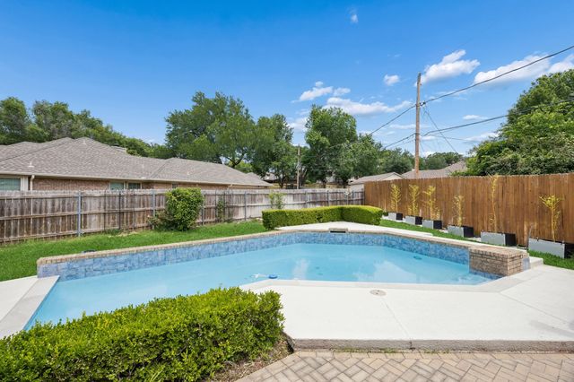 5401 Oak Branch Drive, Arlington, TX 76016