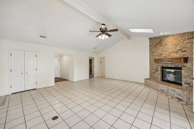 5401 Oak Branch Drive, Arlington, TX 76016