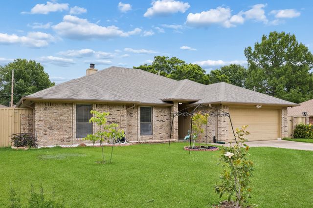 5401 Oak Branch Drive, Arlington, TX 76016
