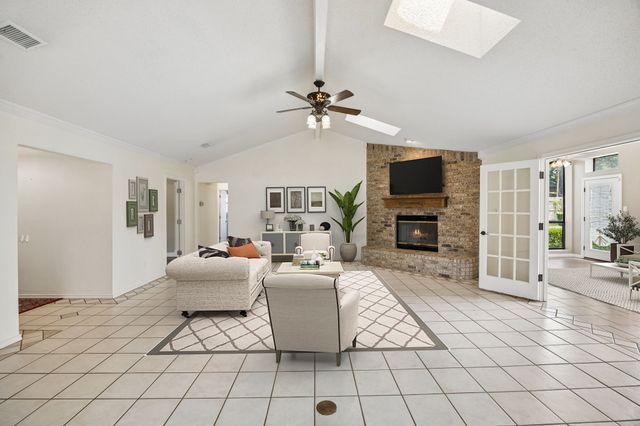5401 Oak Branch Drive, Arlington, TX 76016