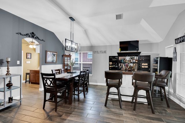 1136 Essex Drive, Cedar Hill, TX 75104