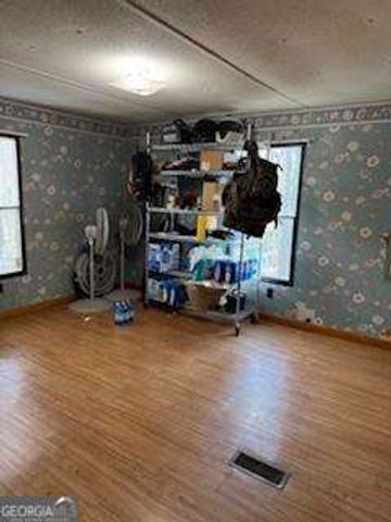 4391 Clark Circle SE, Acworth, GA 30102