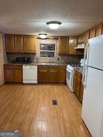 4391 Clark Circle SE, Acworth, GA 30102