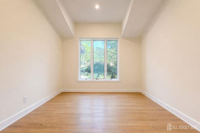 187 Sayre Drive, Plainsboro, NJ 08540