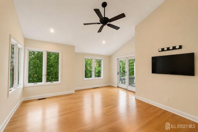 187 Sayre Drive, Plainsboro, NJ 08540