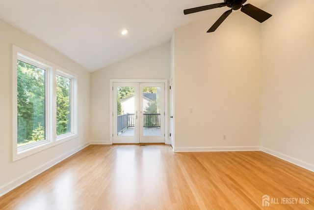 187 Sayre Drive, Plainsboro, NJ 08540