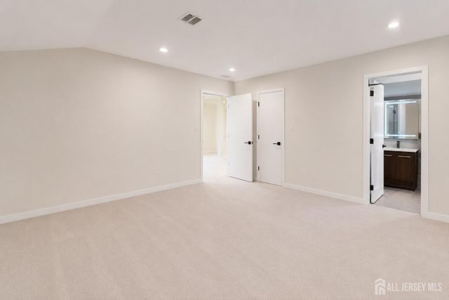 187 Sayre Drive, Plainsboro, NJ 08540