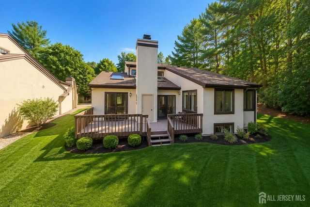 187 Sayre Drive, Plainsboro, NJ 08540