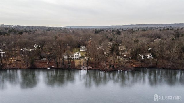 187 Sayre Drive, Plainsboro, NJ 08540