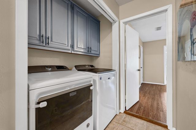 313 Cocopa Drive, Lake Kiowa, TX 76240