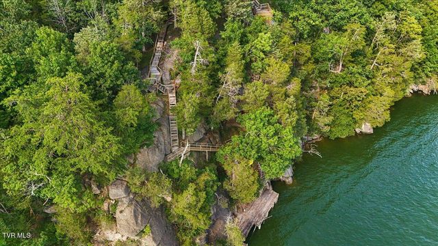 651 Rangewood Road, Piney Flats, TN 37686