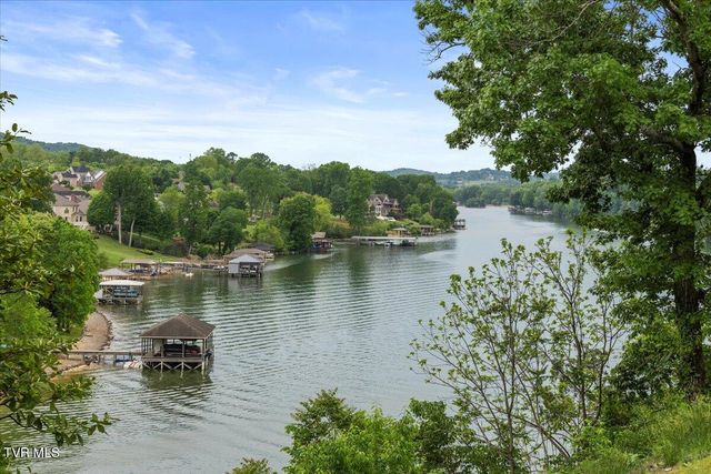 651 Rangewood Road, Piney Flats, TN 37686