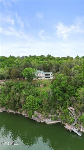 651 Rangewood Road, Piney Flats, TN 37686