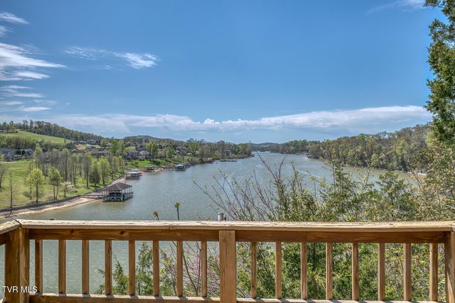 651 Rangewood Road, Piney Flats, TN 37686