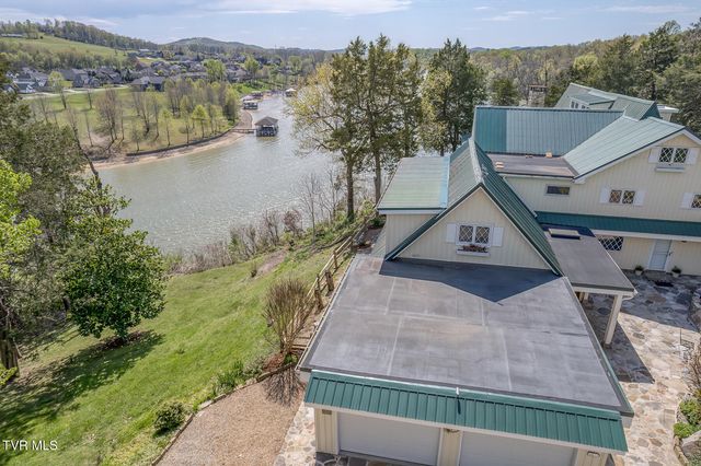 651 Rangewood Road, Piney Flats, TN 37686