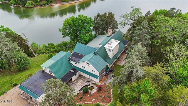 651 Rangewood Road, Piney Flats, TN 37686