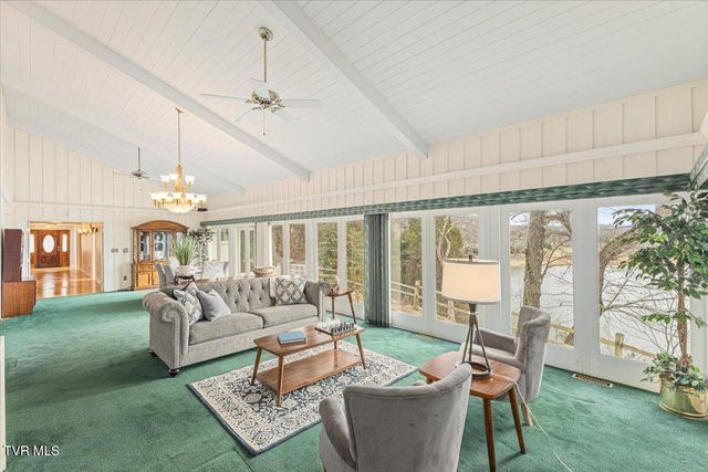 651 Rangewood Road, Piney Flats, TN 37686