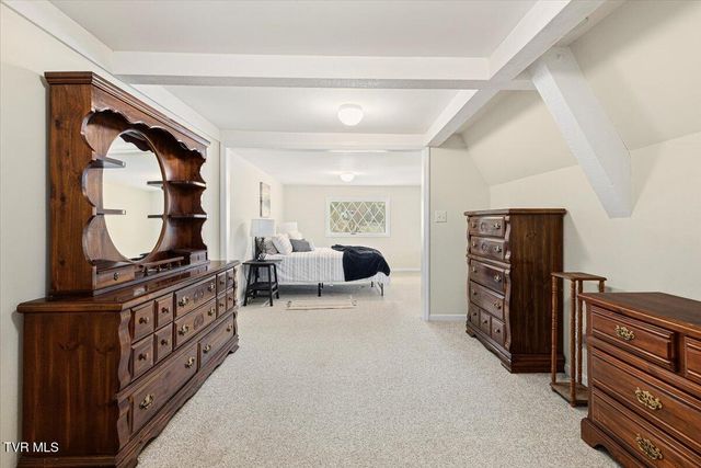 651 Rangewood Road, Piney Flats, TN 37686