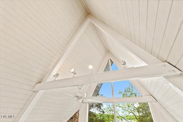 651 Rangewood Road, Piney Flats, TN 37686