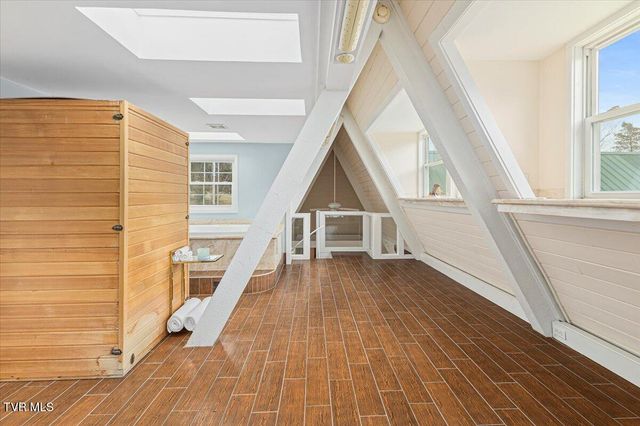 651 Rangewood Road, Piney Flats, TN 37686