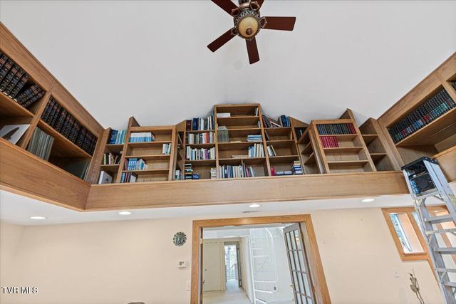 651 Rangewood Road, Piney Flats, TN 37686