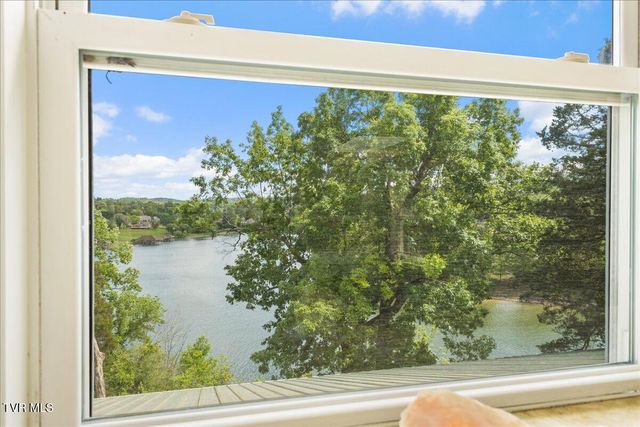 651 Rangewood Road, Piney Flats, TN 37686