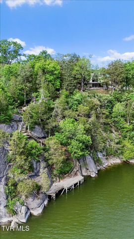 651 Rangewood Road, Piney Flats, TN 37686