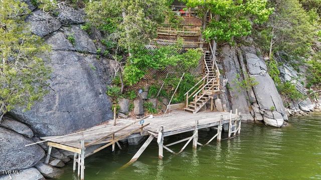 651 Rangewood Road, Piney Flats, TN 37686