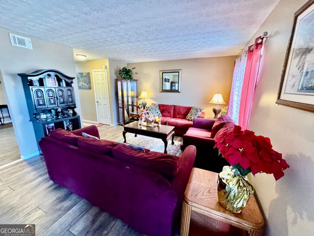 22 Fairview Drive, Jonesboro, GA 30238
