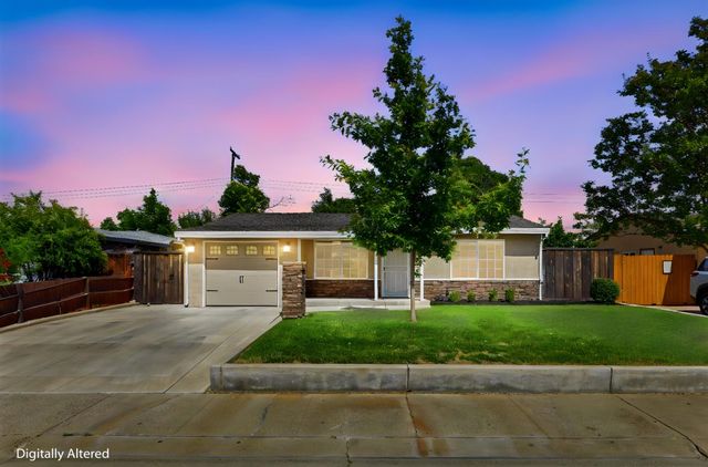 5905 65th St, Sacramento, CA 95824