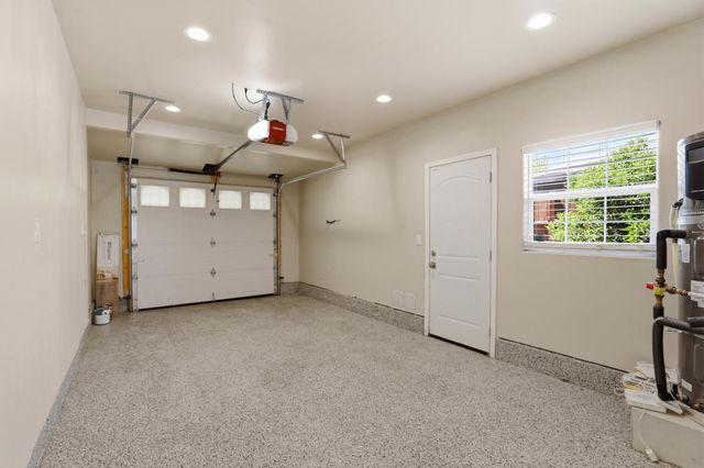 5905 65th St, Sacramento, CA 95824